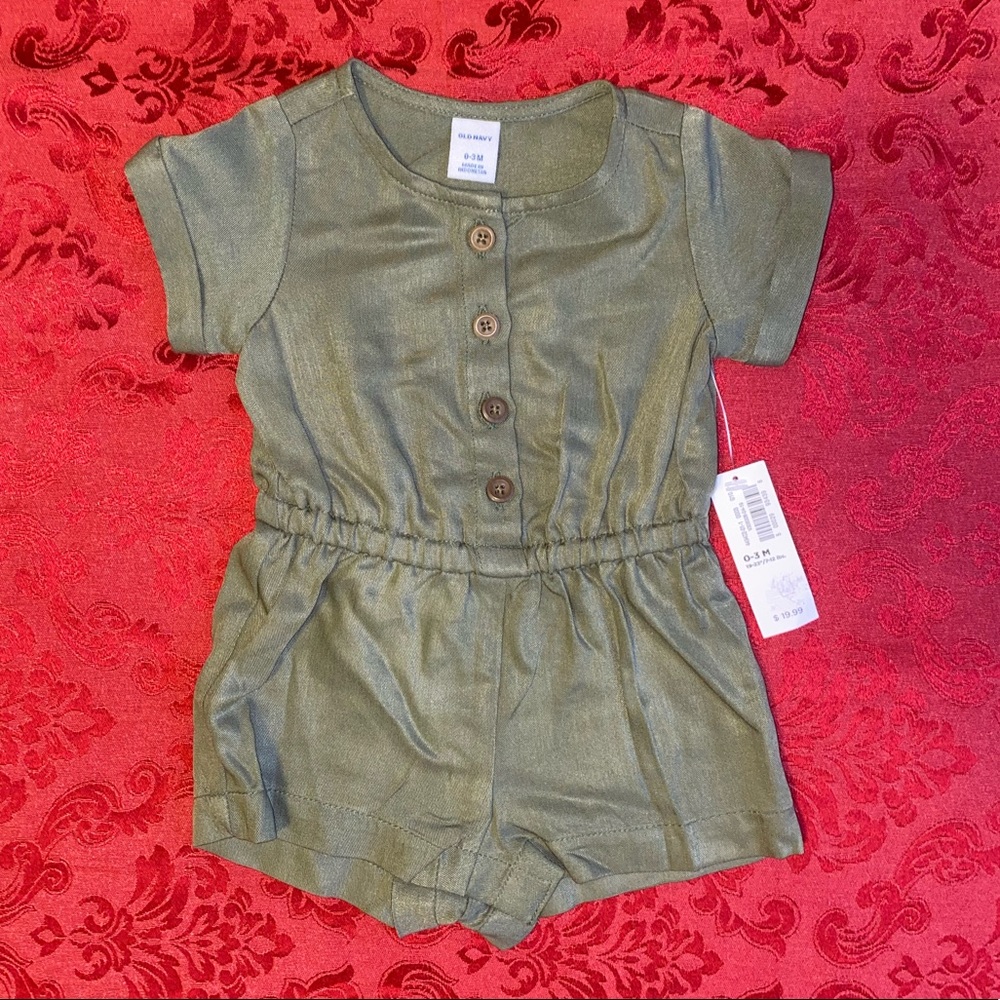 •NWT• 3M Baby Girl Old Navy Romper
